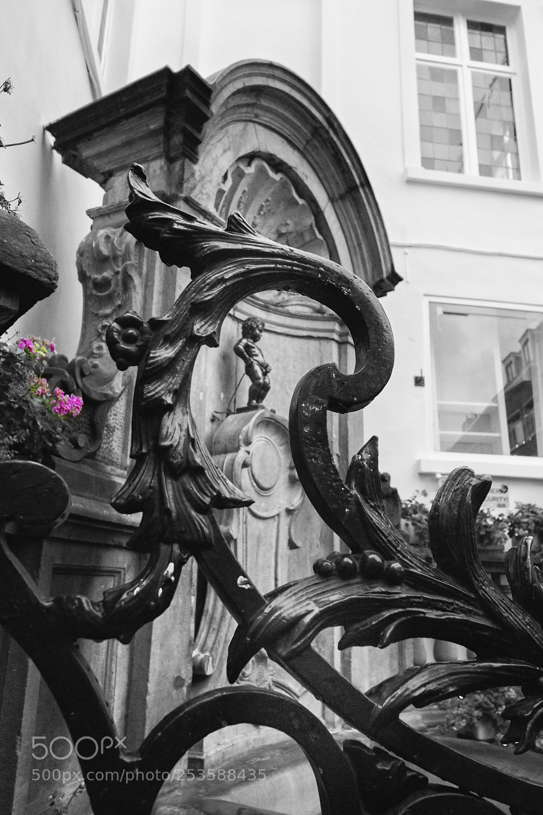 Canon EOS 650D (EOS Rebel T4i / EOS Kiss X6i) sample photo. Manneken pis photography