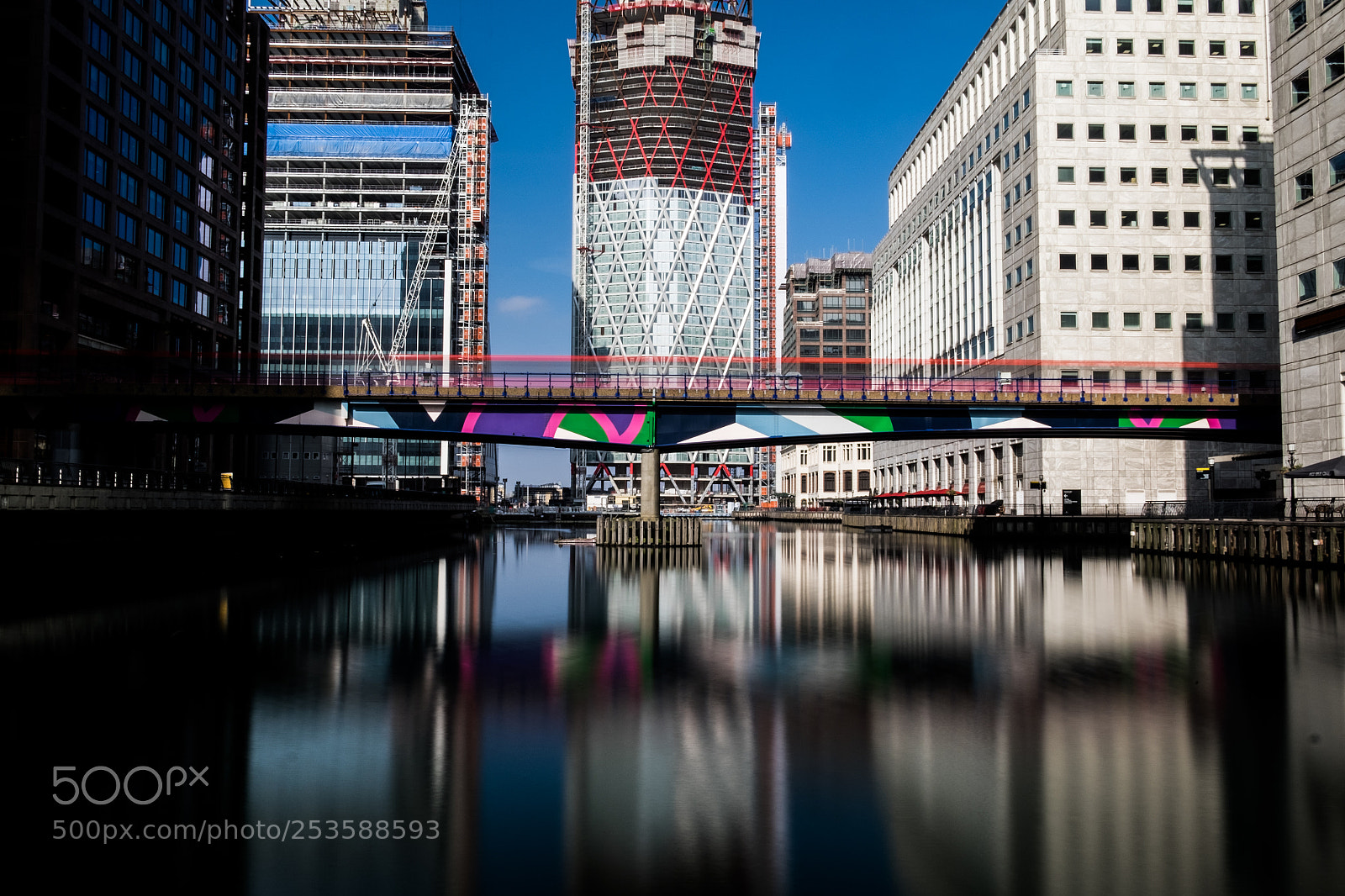 Fujifilm X-T10 sample photo. Canary wharf photography