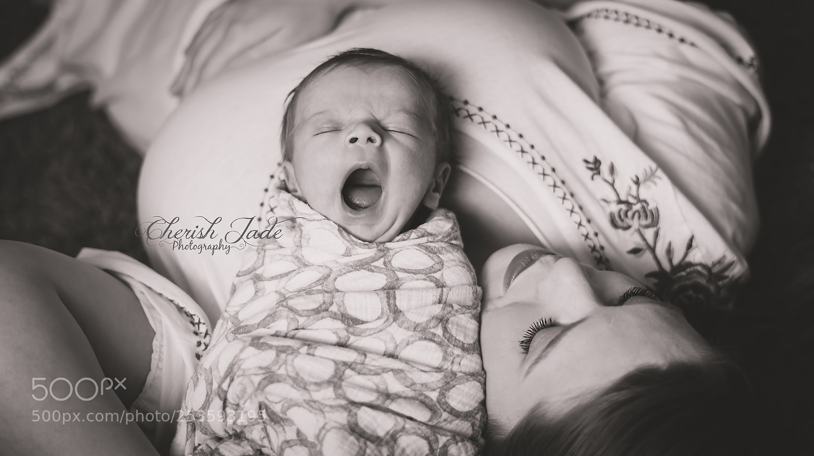 Sony Alpha a3000 sample photo. Mother and newborn son photography