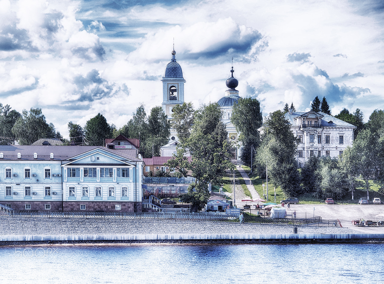 Olympus OM-D E-M10 sample photo. The town of myshkin. photography