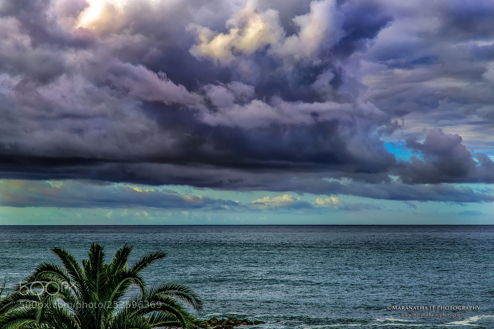 Canon EOS 6D Mark II sample photo. Ligurian sea photography