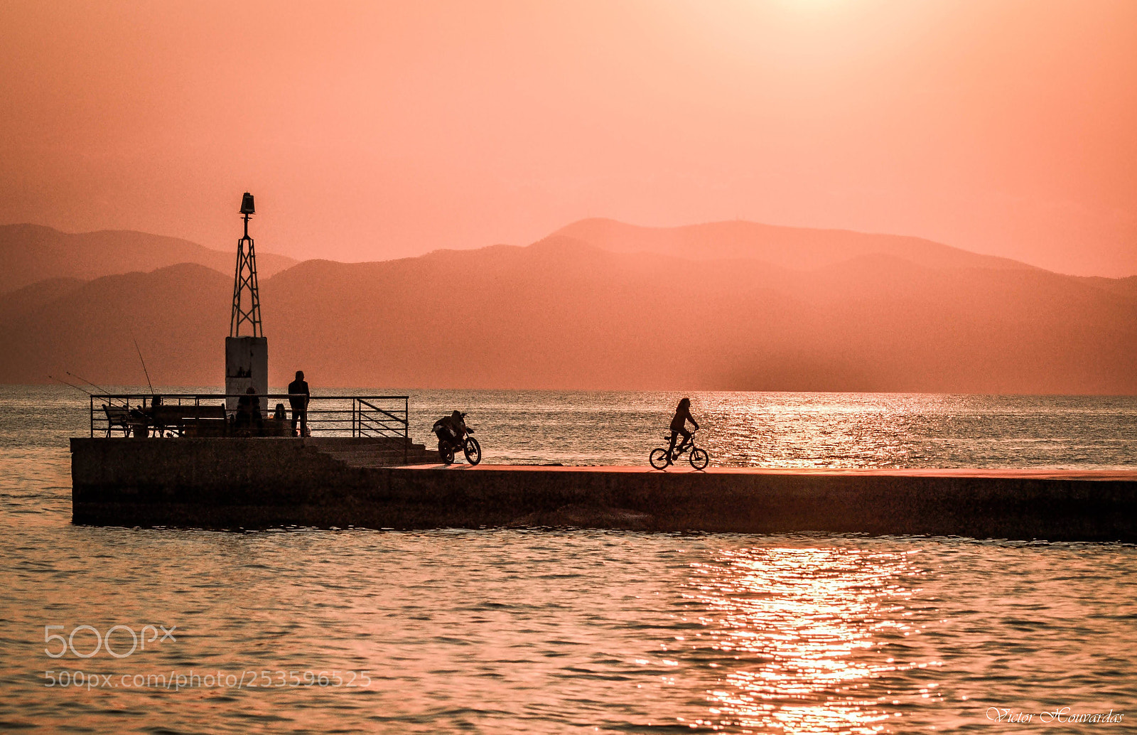 Nikon D5000 sample photo. Όταν πέφτει ο ήλιος photography