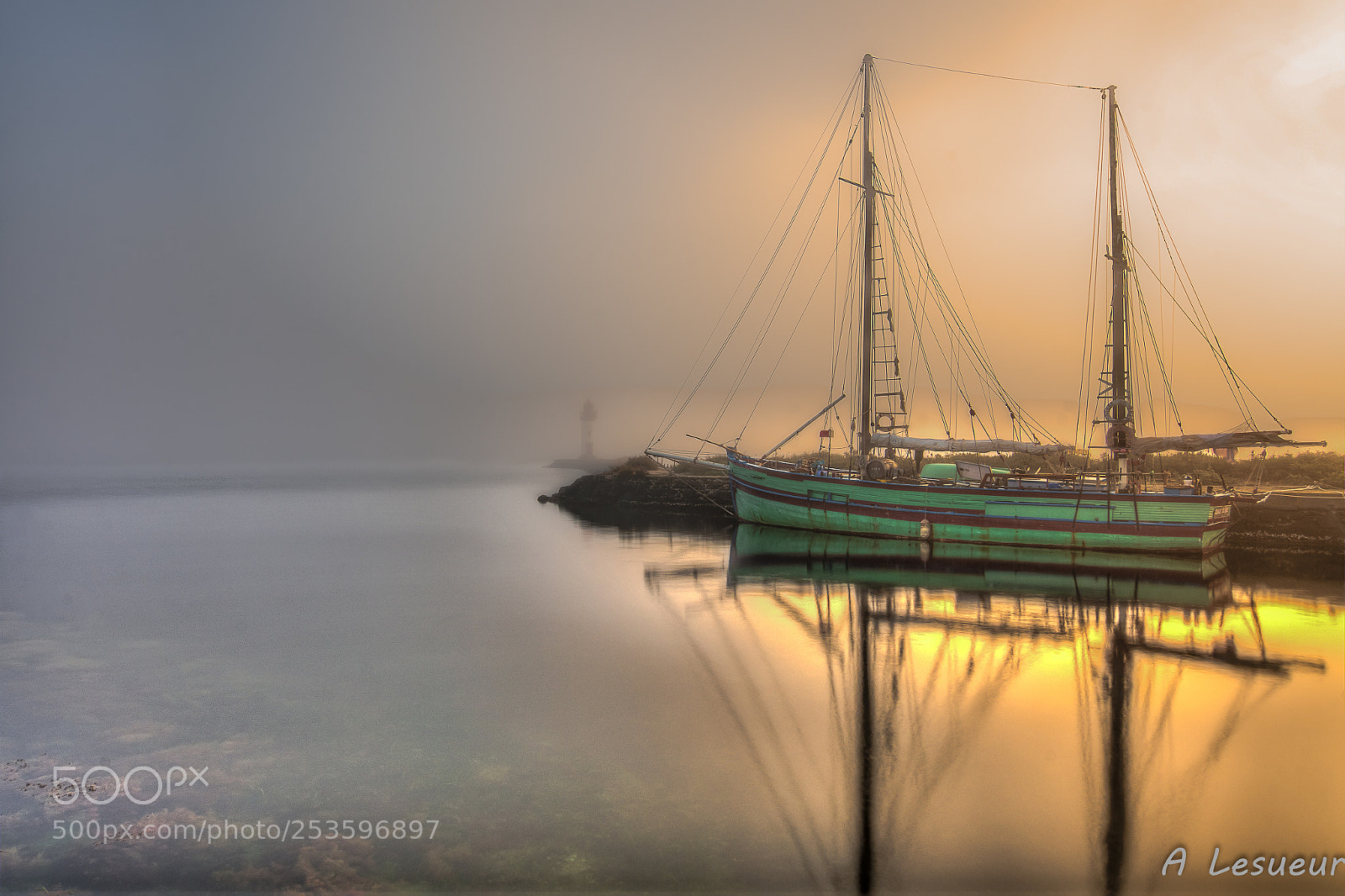 Nikon D7200 sample photo. Marseillan sous la brume photography
