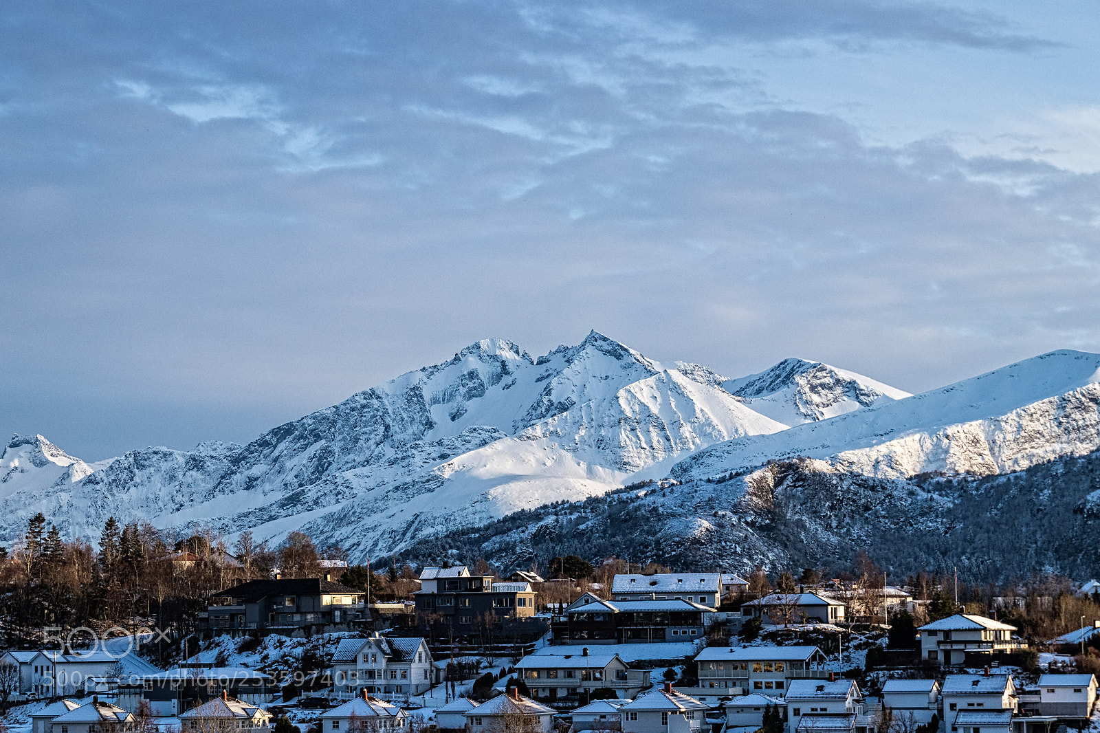 Canon EOS 80D sample photo. Still snow on the photography