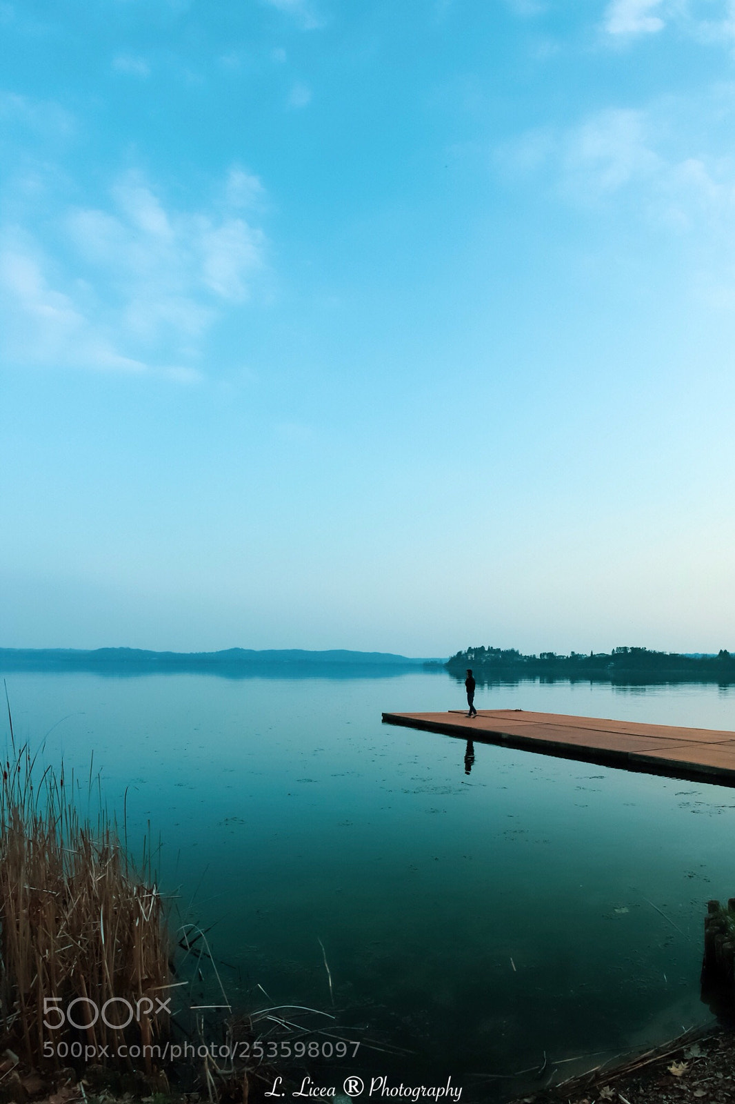 Canon EOS 6D Mark II sample photo. Alone 65 photography