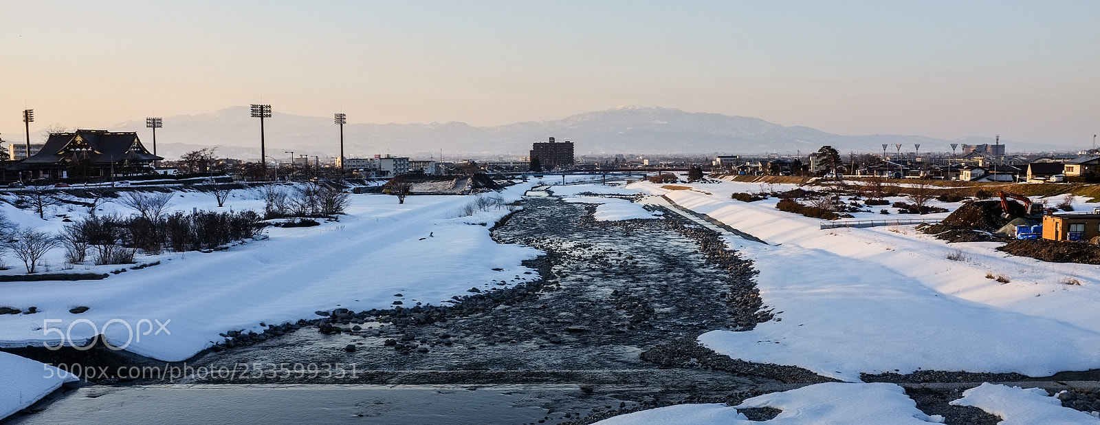 Fujifilm FinePix X100 sample photo. Sun goes down photography