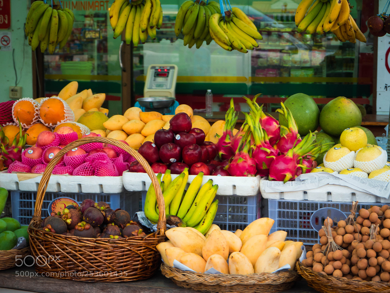 Olympus PEN E-PL7 sample photo. Fancy fruits photography