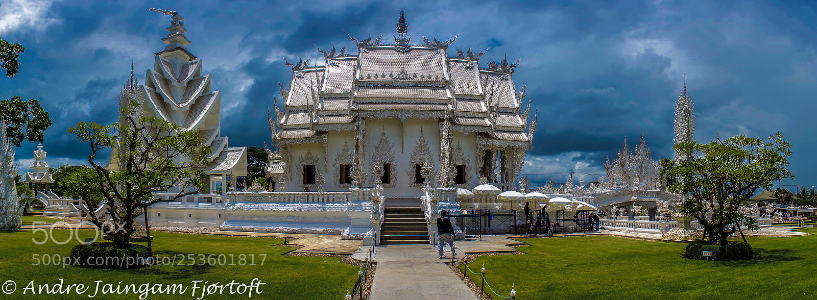 Sony Alpha NEX-7 sample photo. White temple photography