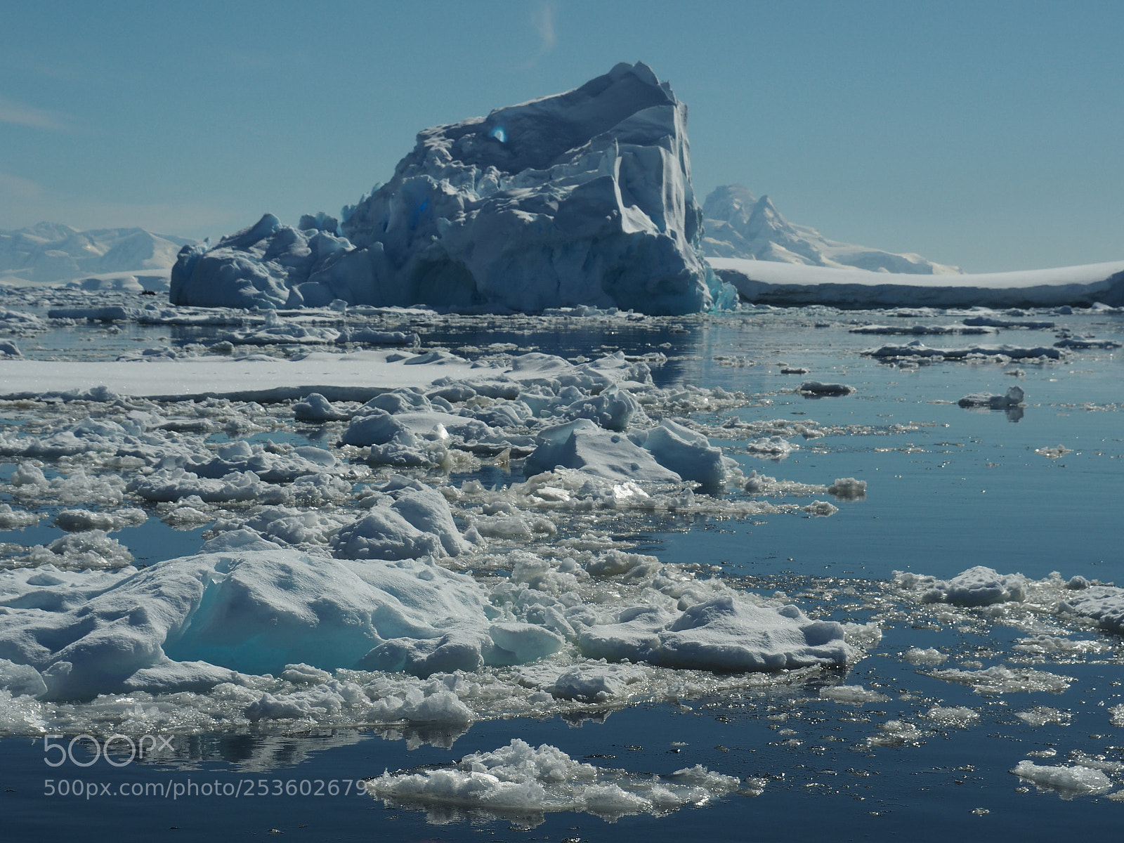 Olympus OM-D E-M5 II sample photo. Iceberg near port charcot photography