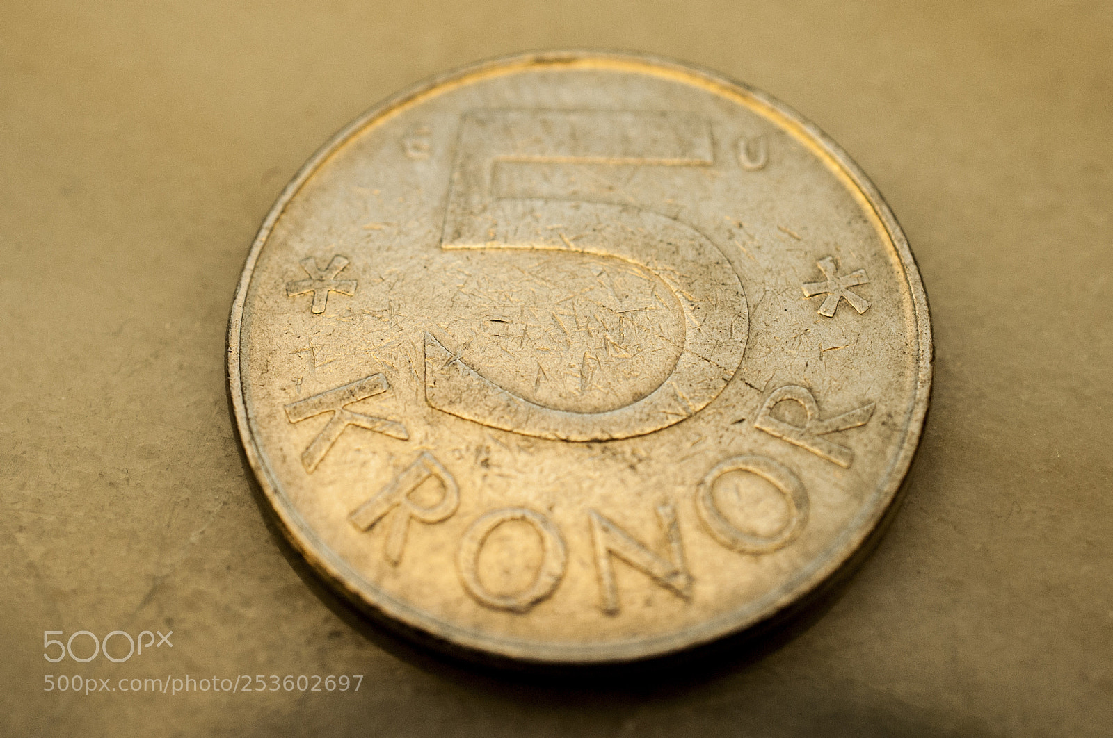 Nikon D700 sample photo. Swedish coin five crowns photography