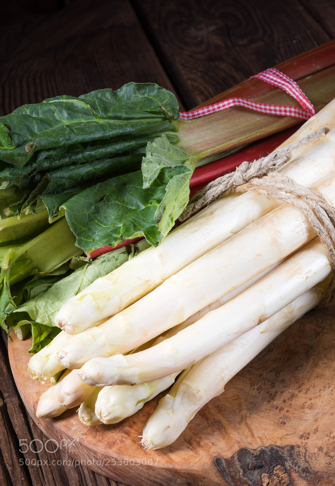 Nikon D810 sample photo. Delicious white asparagus photography