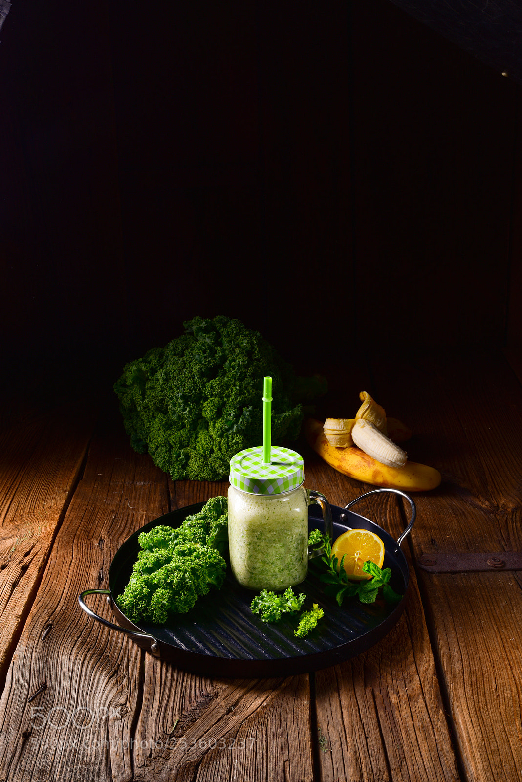 Nikon D810 sample photo. Kale banana smoothie photography