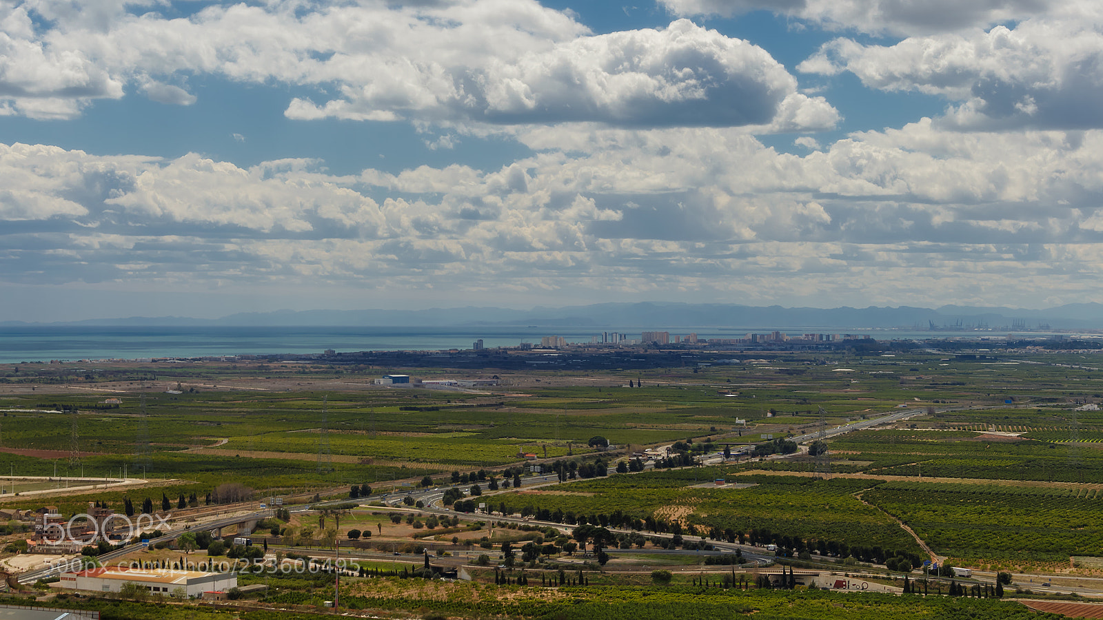 Canon EOS 700D (EOS Rebel T5i / EOS Kiss X7i) sample photo. Valencia cityscape photography