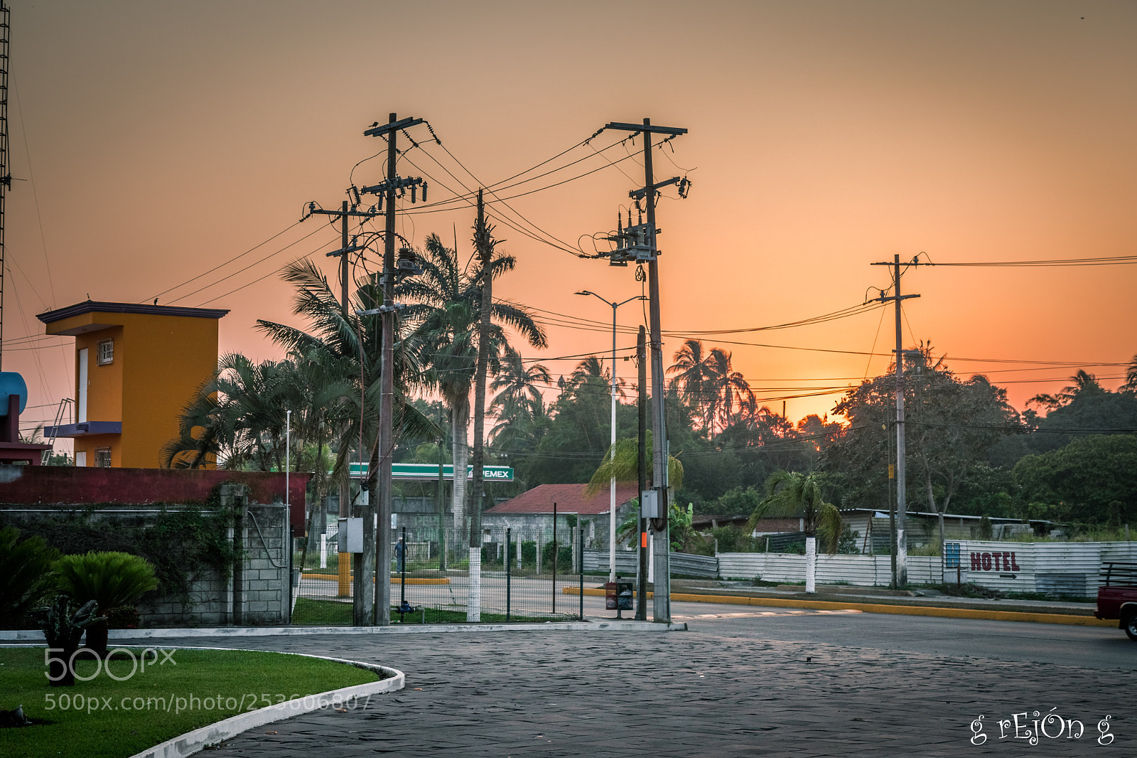 Canon EOS 80D sample photo. Anochece en tuxpan photography