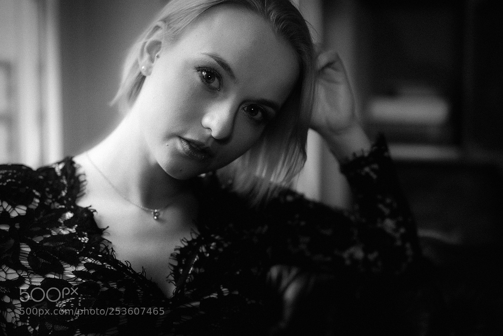 Sony a7R sample photo. Sarah photography