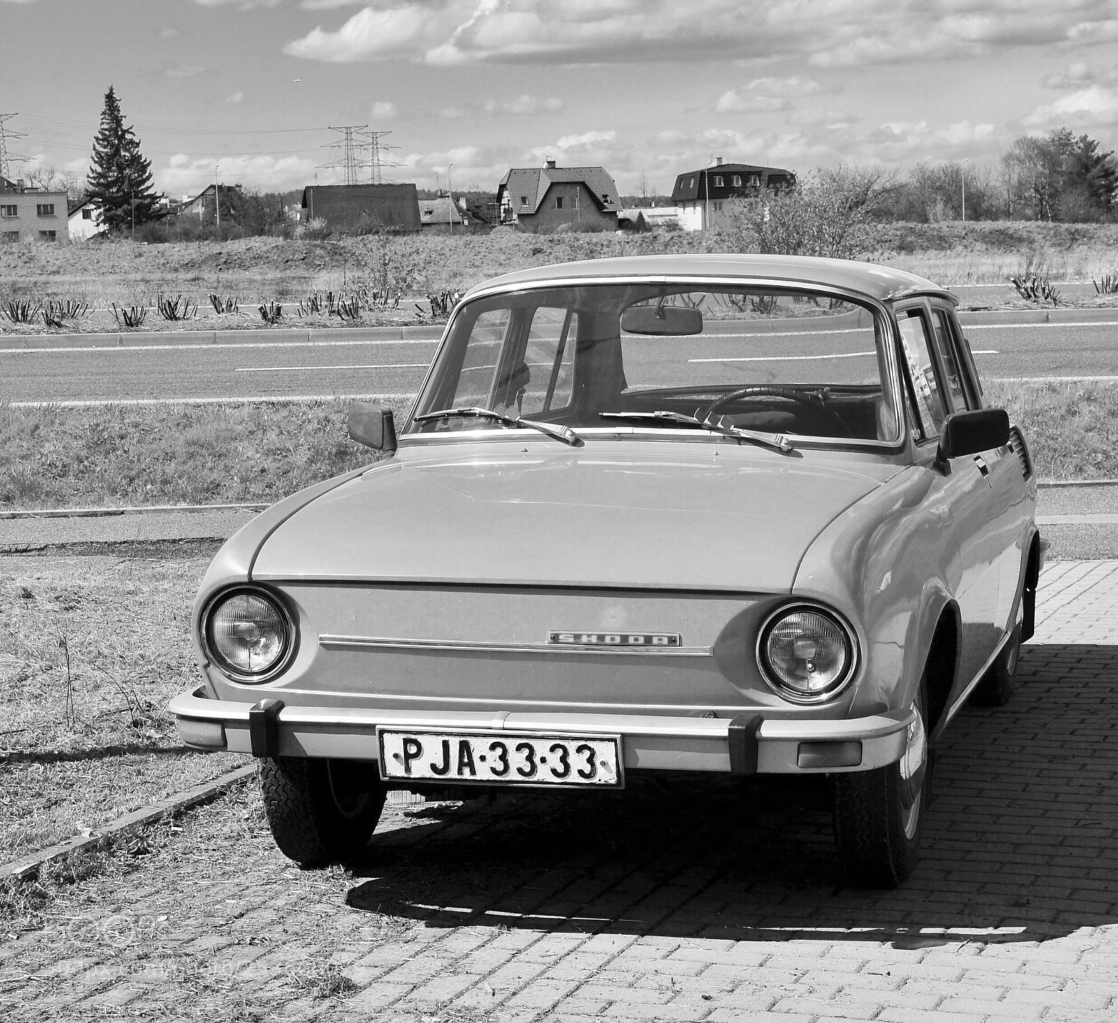 Nikon D5100 sample photo. Old Škoda car photography