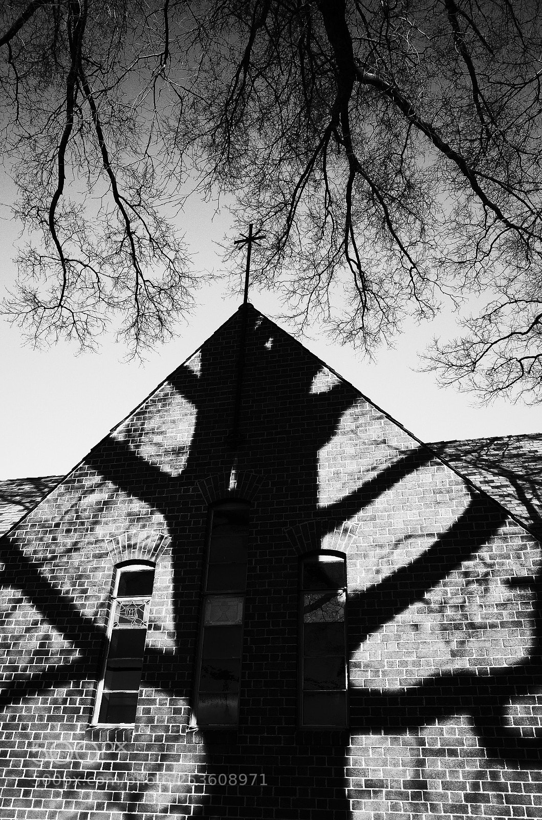 Ricoh GR sample photo. Deep shadow photography