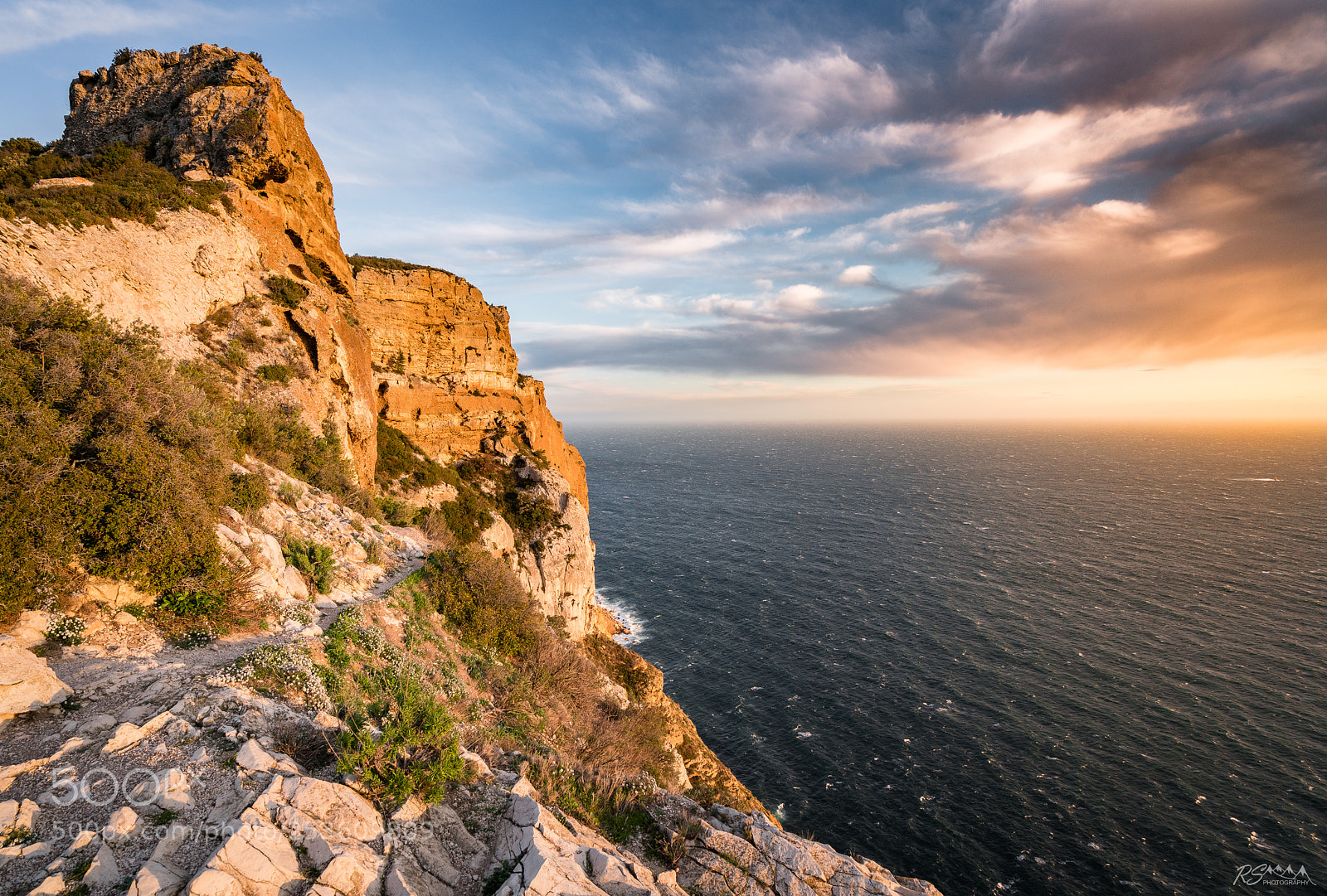 Sony a7R II sample photo. Strong sunset light! photography