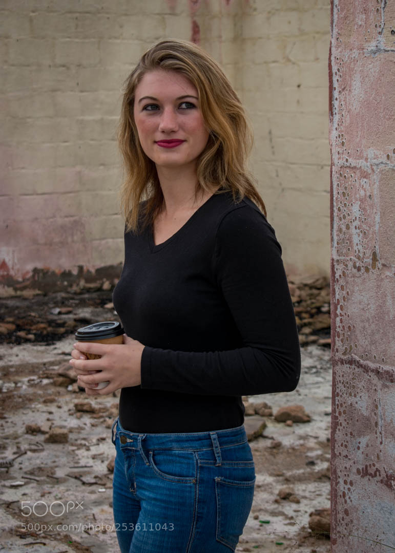 Nikon D3400 sample photo. Coffee break photography