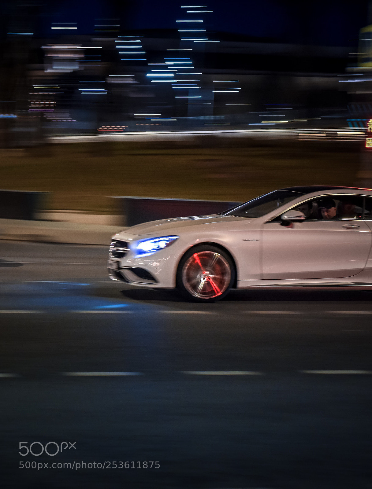 Nikon D810 sample photo. Traffic photography
