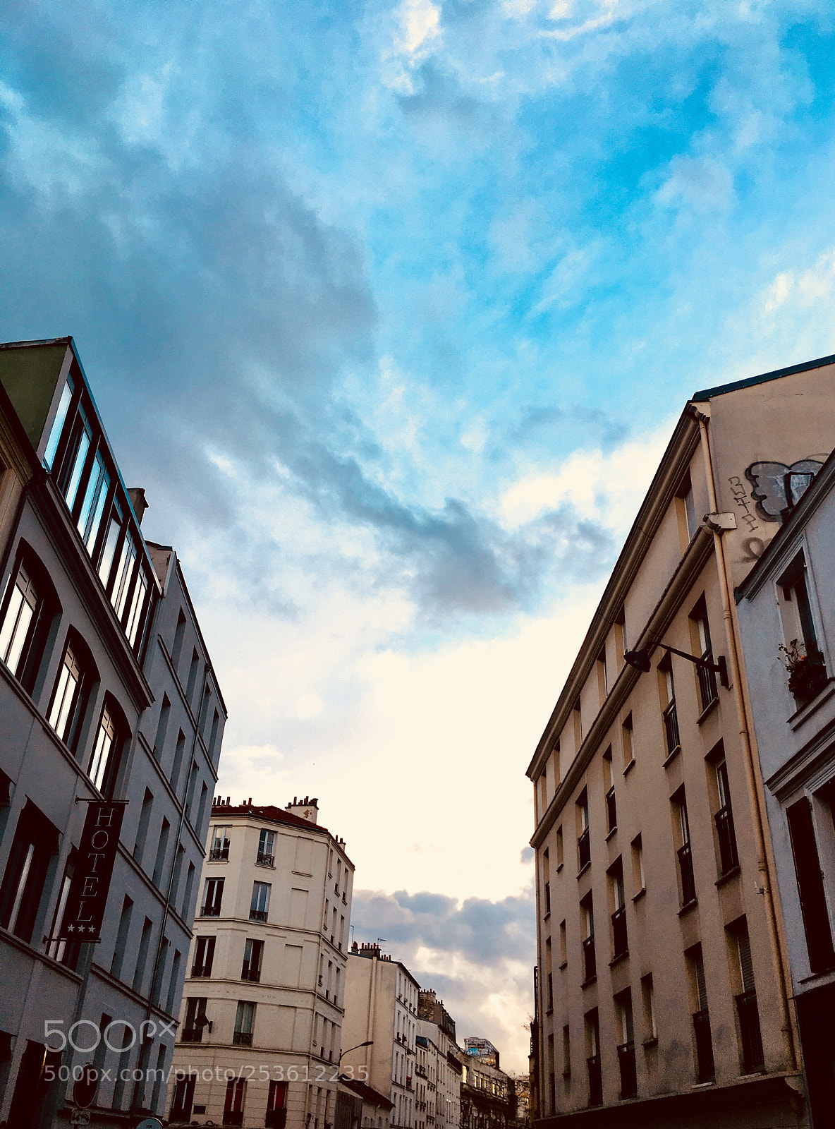 Apple iPhone 6s Plus sample photo. Paris sky  photography