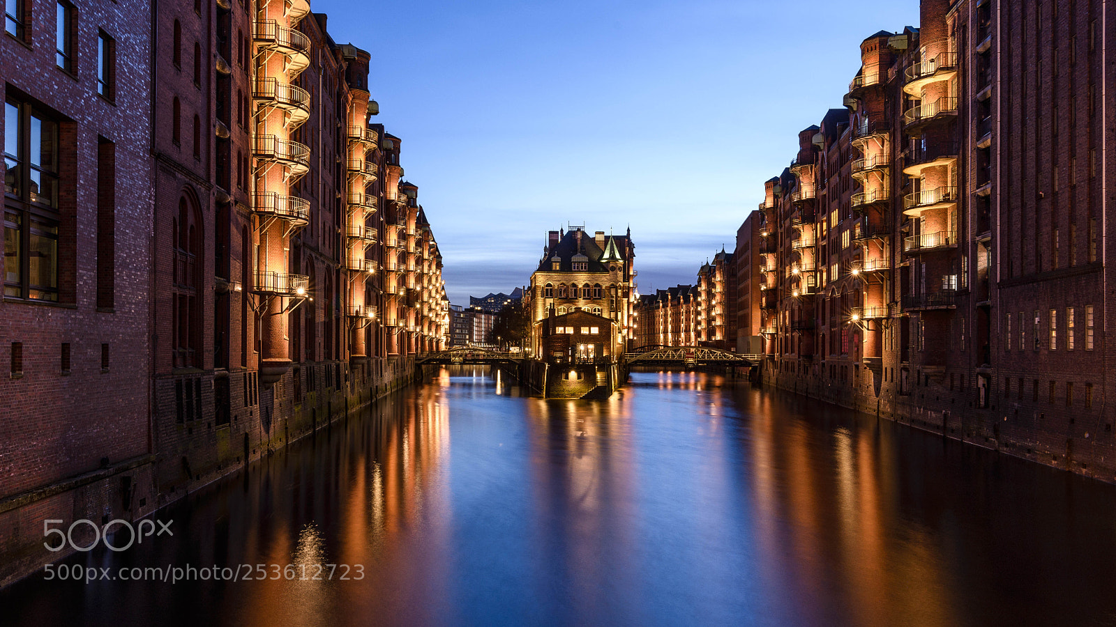 Nikon D610 sample photo. Speicherstadt photography