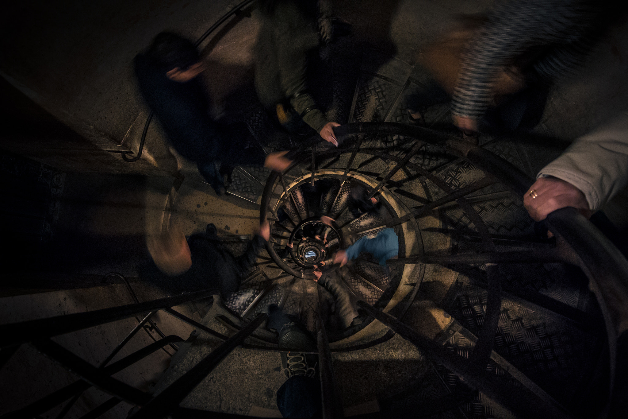 Nikon 1 V2 sample photo. Right hand spiral photography
