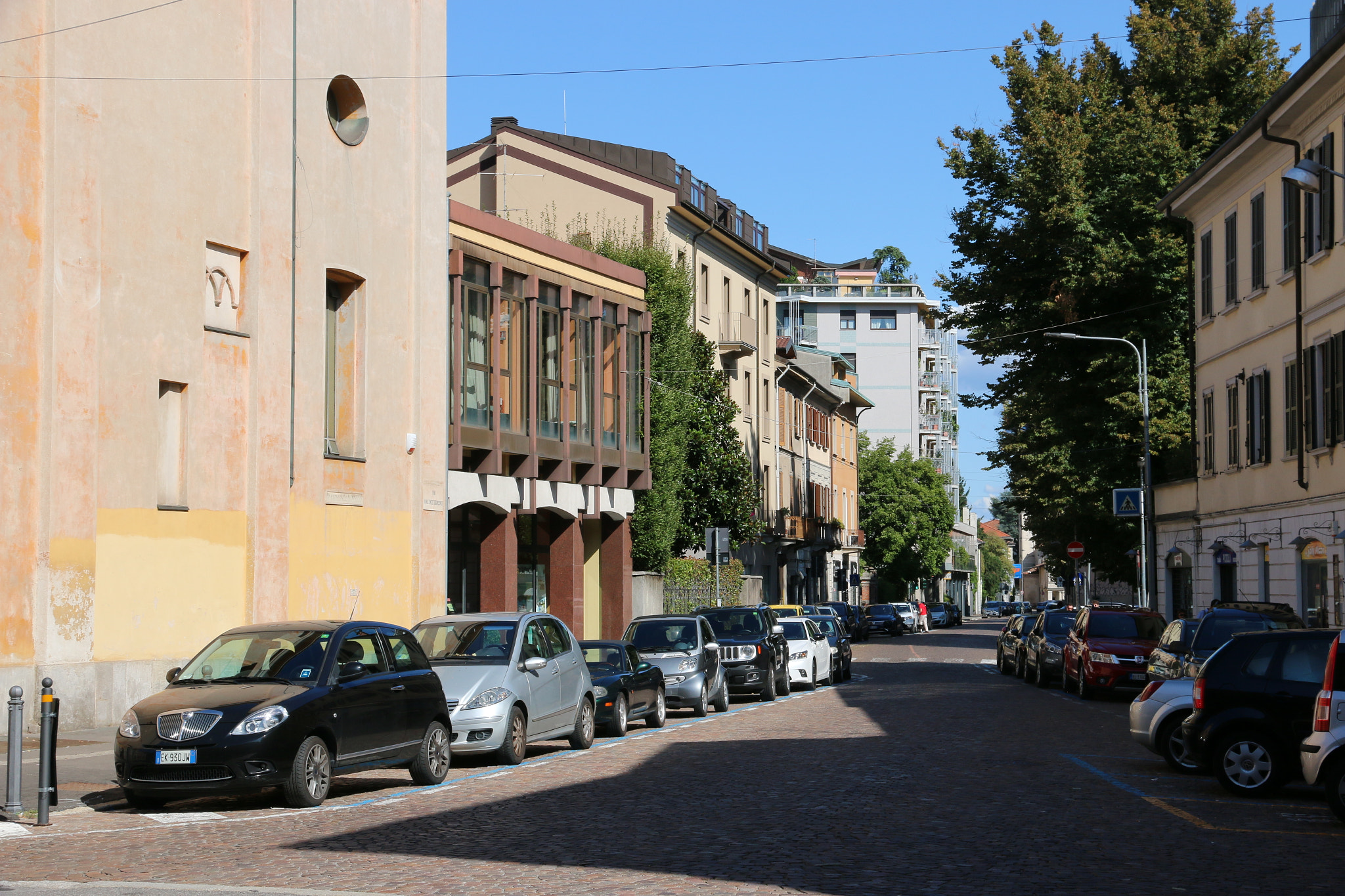 Canon EOS 70D sample photo. Exploring varese photography