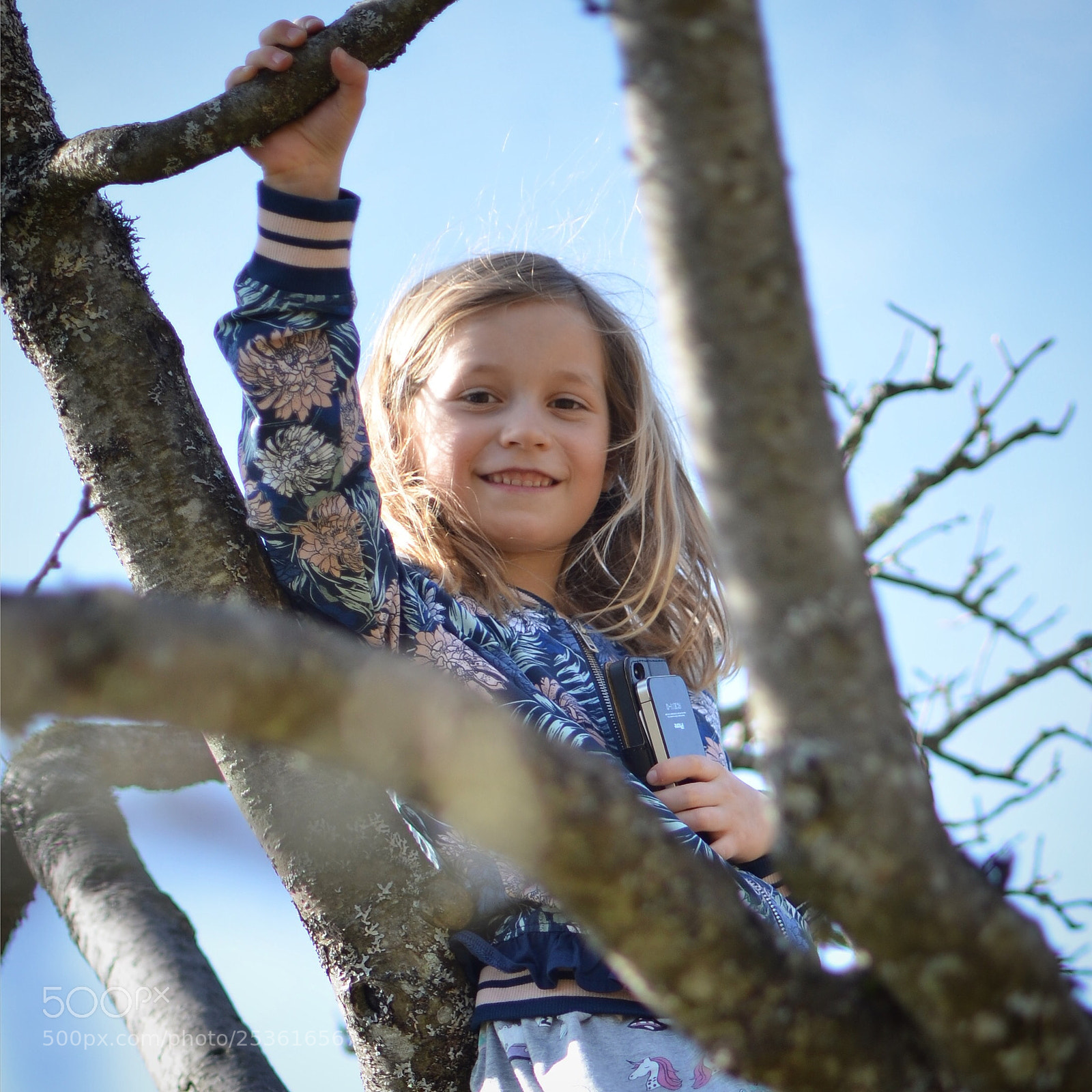 Nikon D5100 sample photo. Climbing in a tree photography