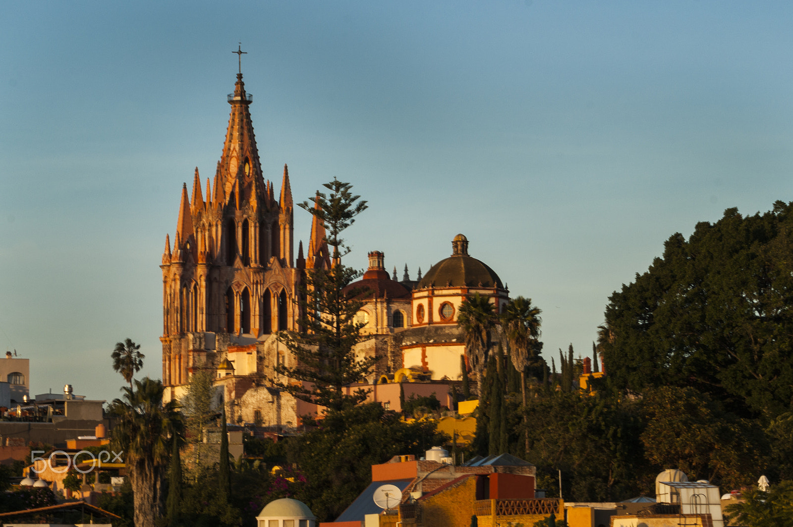 Sony Alpha DSLR-A380 sample photo. Churches in san miguel de allende at the golden hour. photography