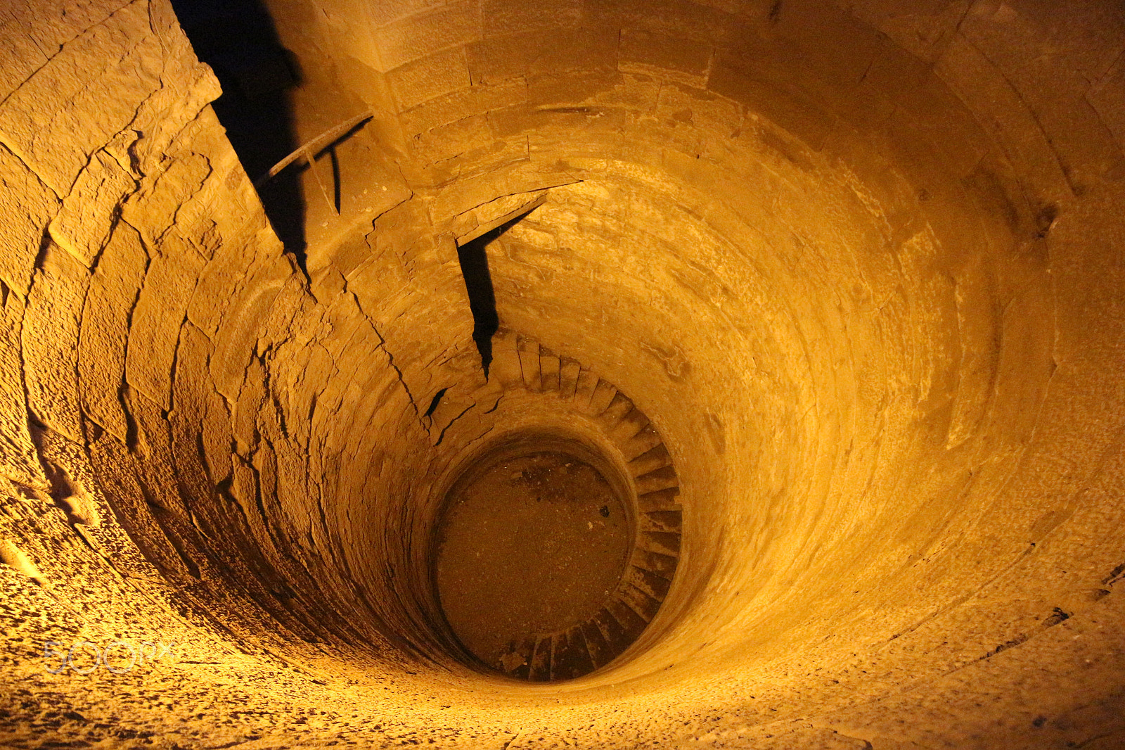 Canon EOS 700D (EOS Rebel T5i / EOS Kiss X7i) sample photo. Holy fountain photography