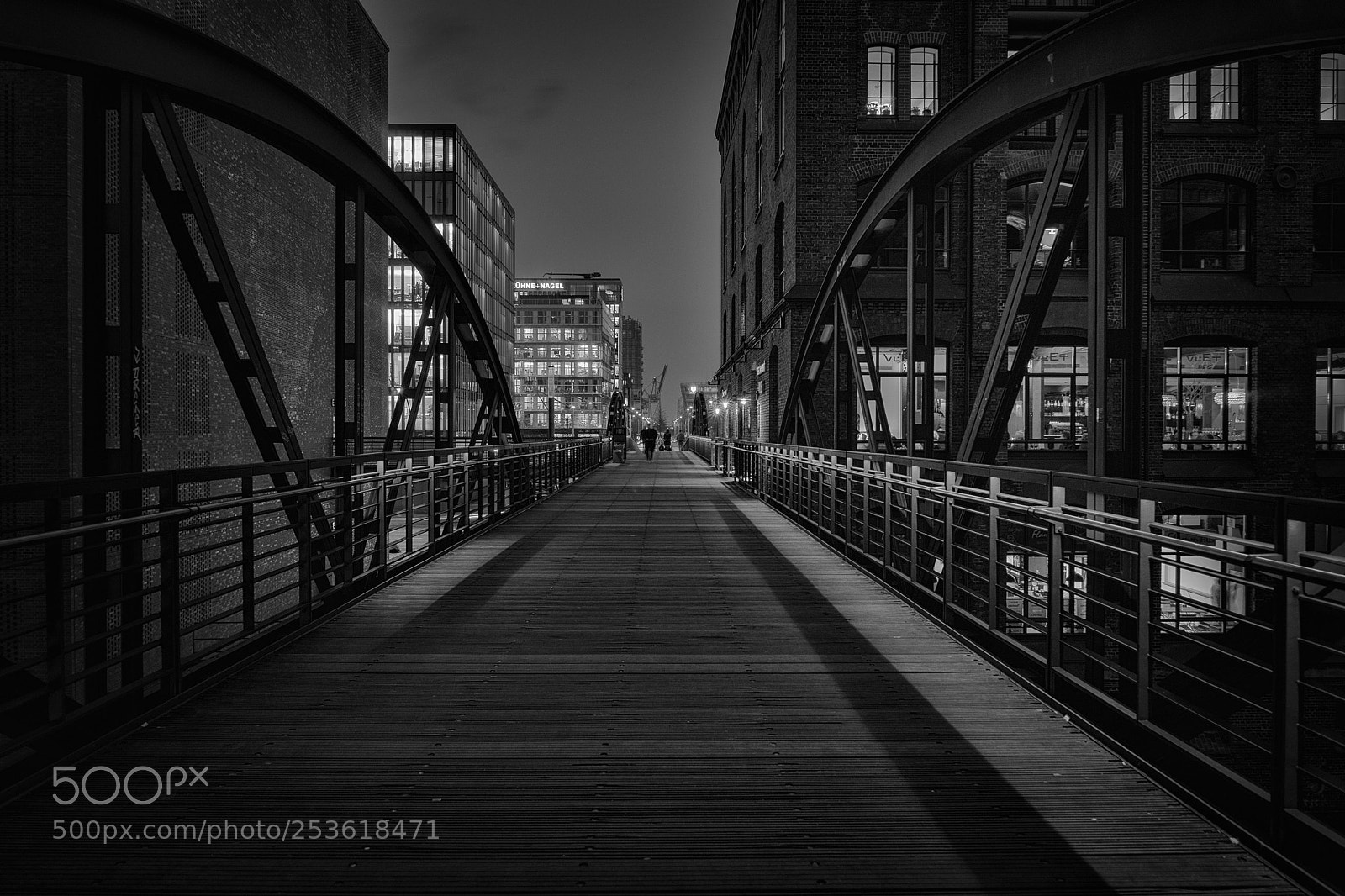 Sony a7 sample photo. Cross the footbridge photography