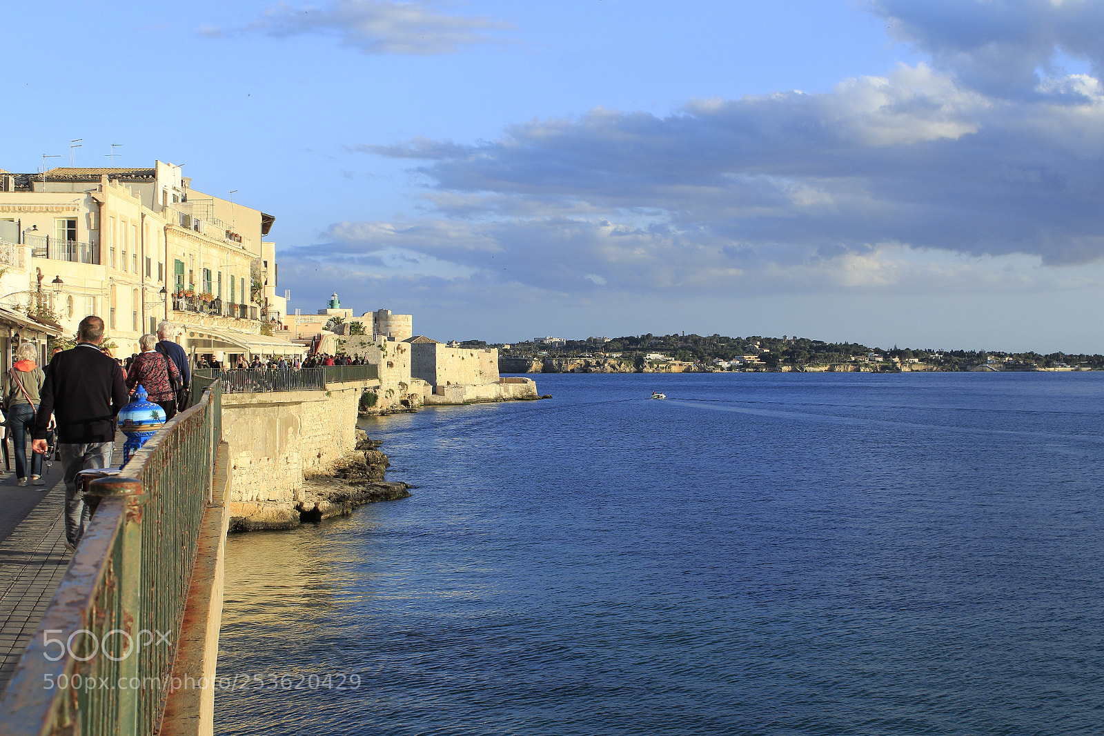 Canon EOS 1300D (EOS Rebel T6 / EOS Kiss X80) sample photo. Ortigia photography