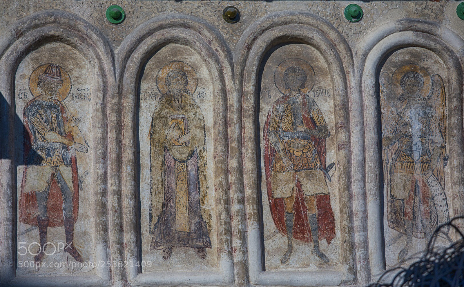 Canon EOS 5D Mark IV sample photo. Biserica târgului photography