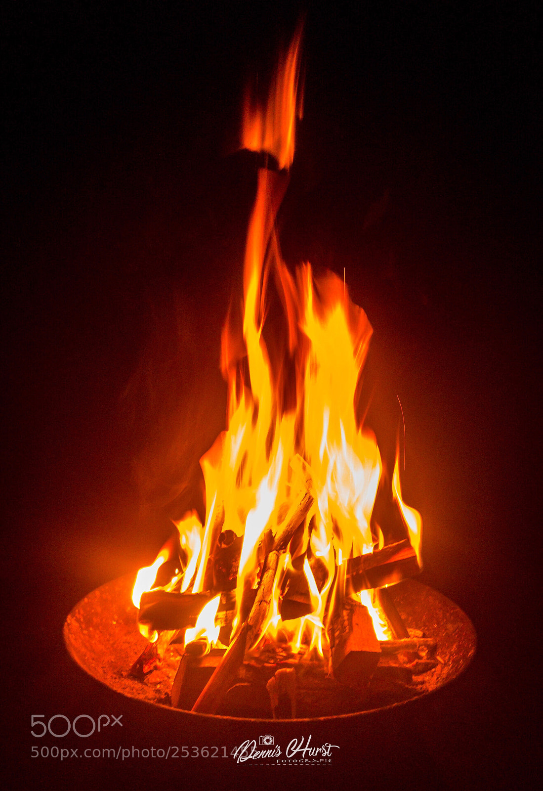 Apple iPhone 7 sample photo. Fire time... photography