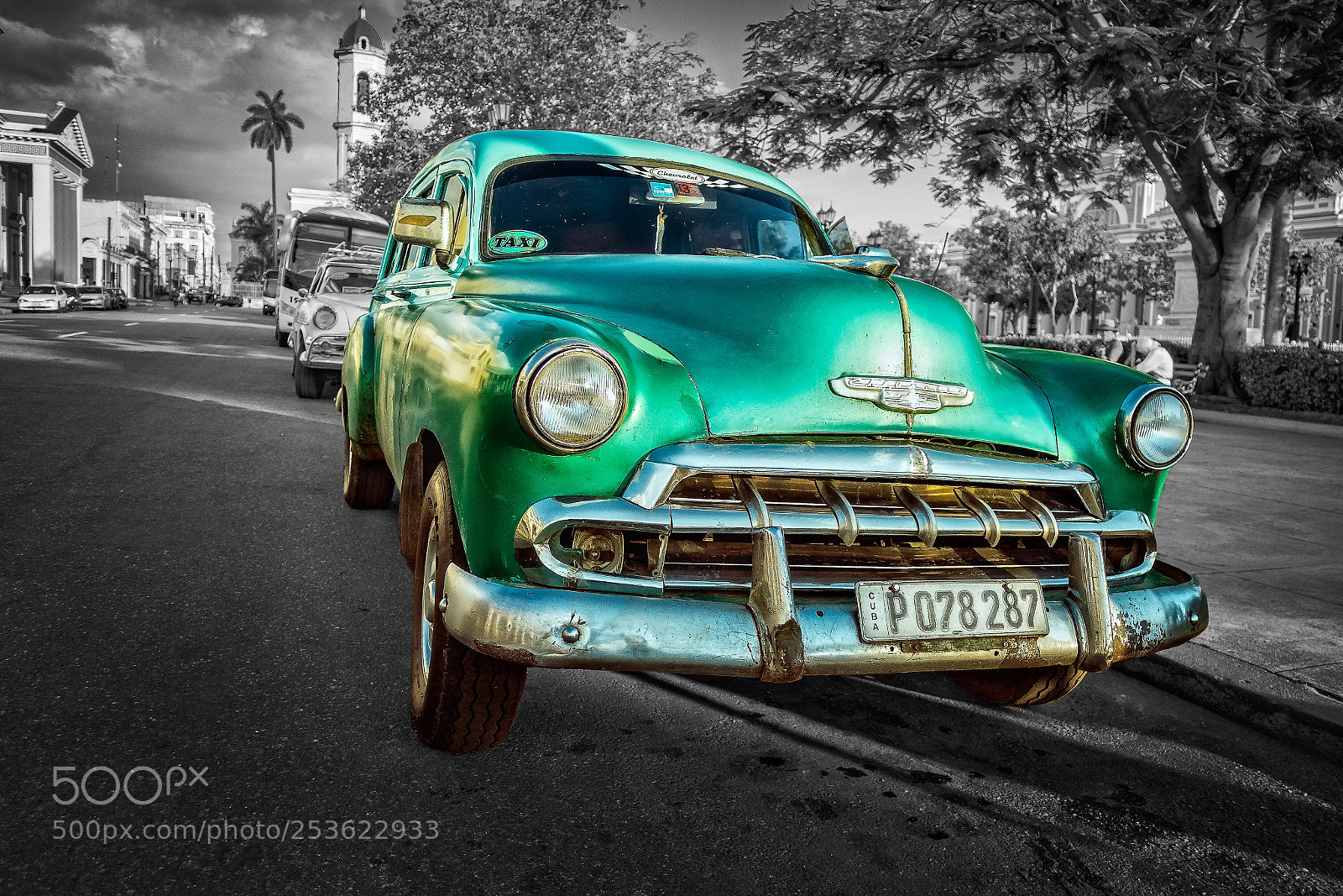 Sony DSC-RX100M5 sample photo. Classic green chevy photography