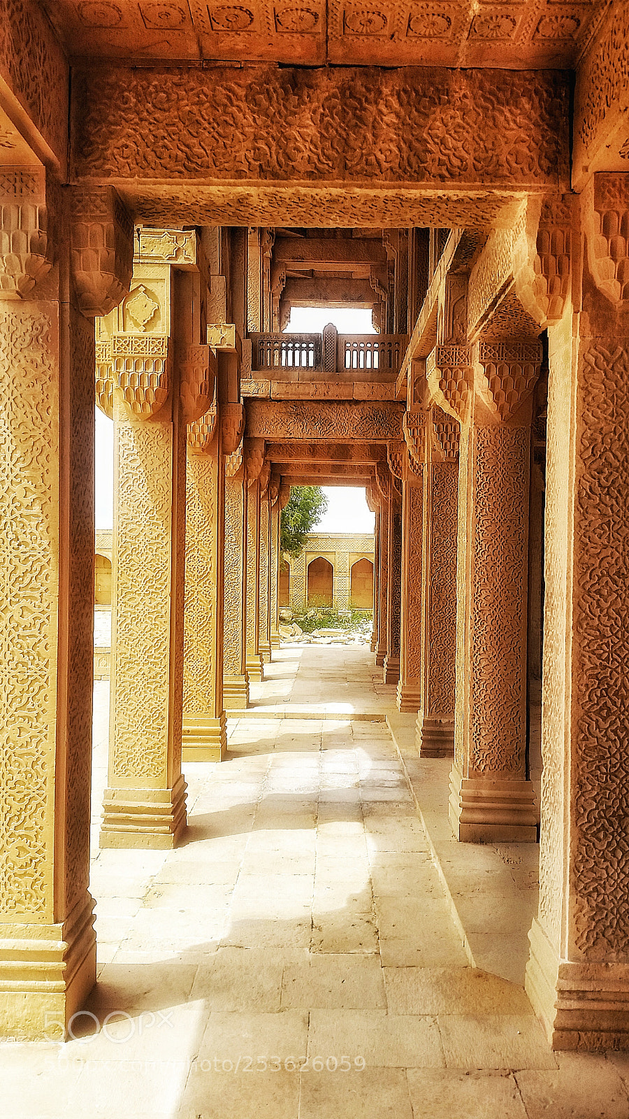 Samsung Galaxy S5 sample photo. Tomb at sindh makli photography
