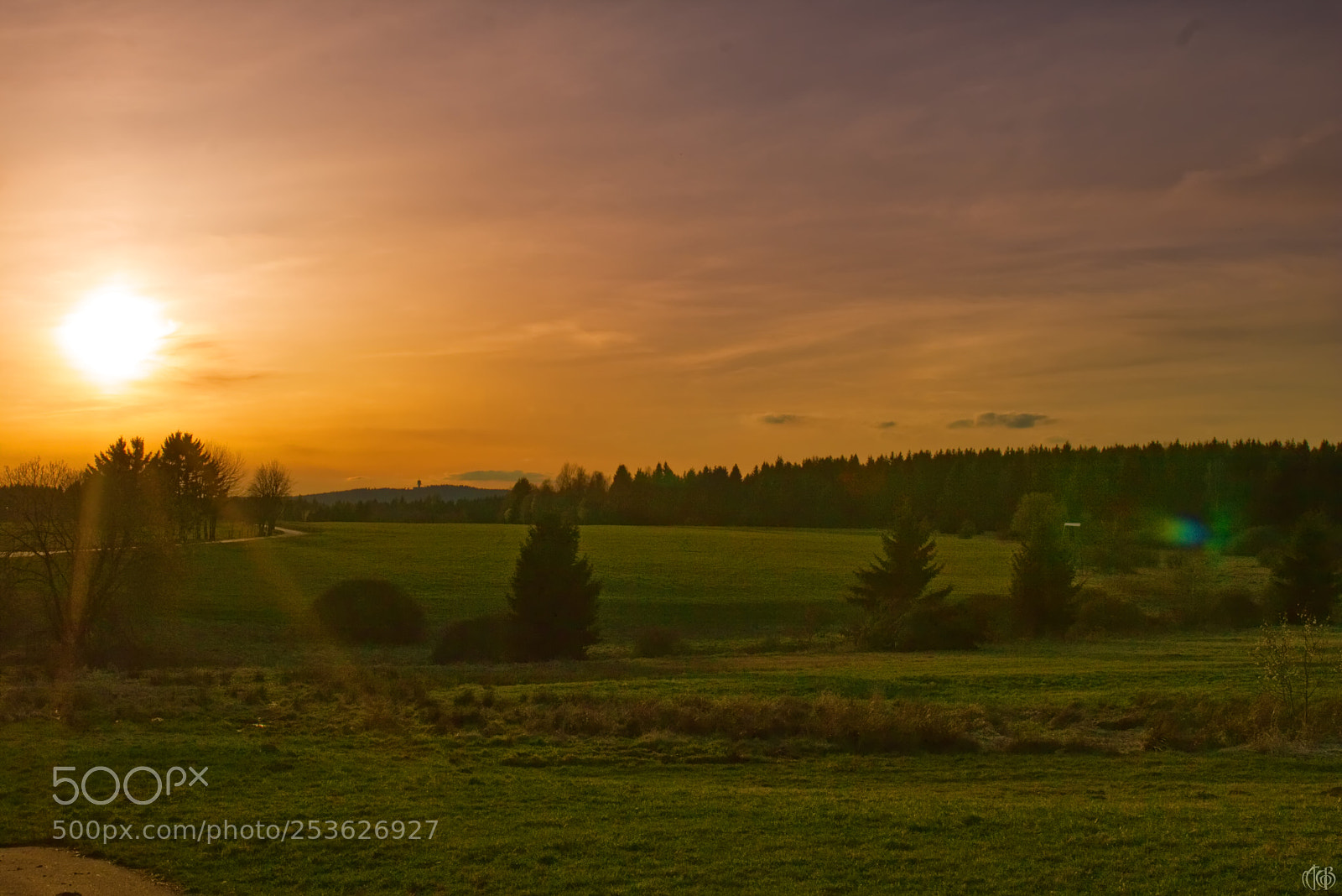 Canon EOS 750D (EOS Rebel T6i / EOS Kiss X8i) sample photo. Sundown in krasne photography
