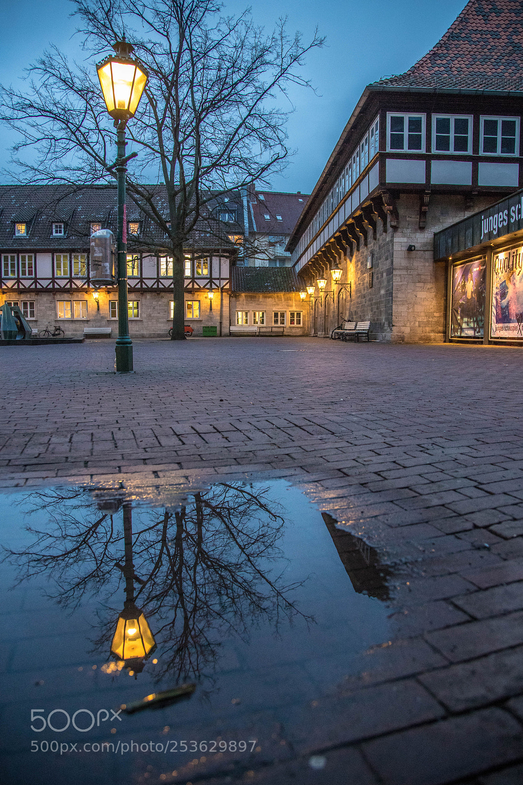Canon EOS 6D Mark II sample photo. Hannover  reflection 4 photography