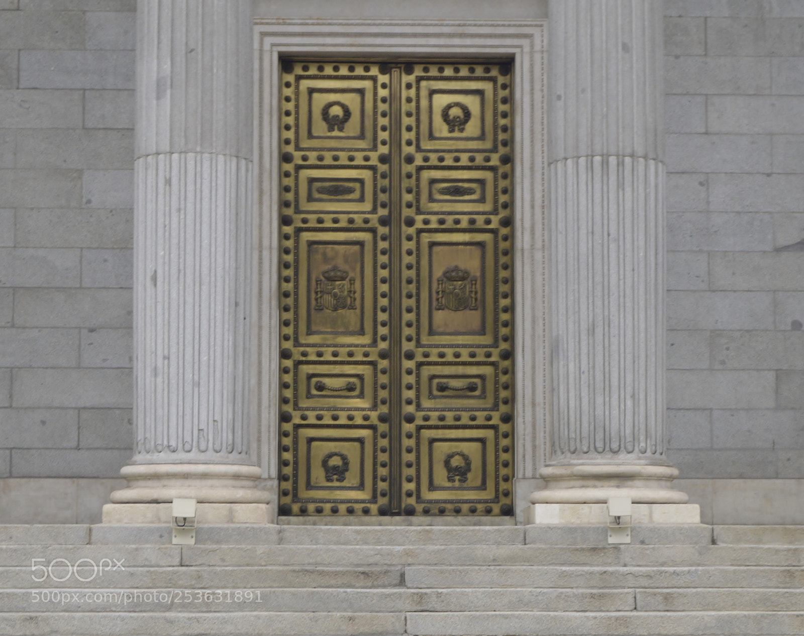 Nikon D3200 sample photo. La puerta photography