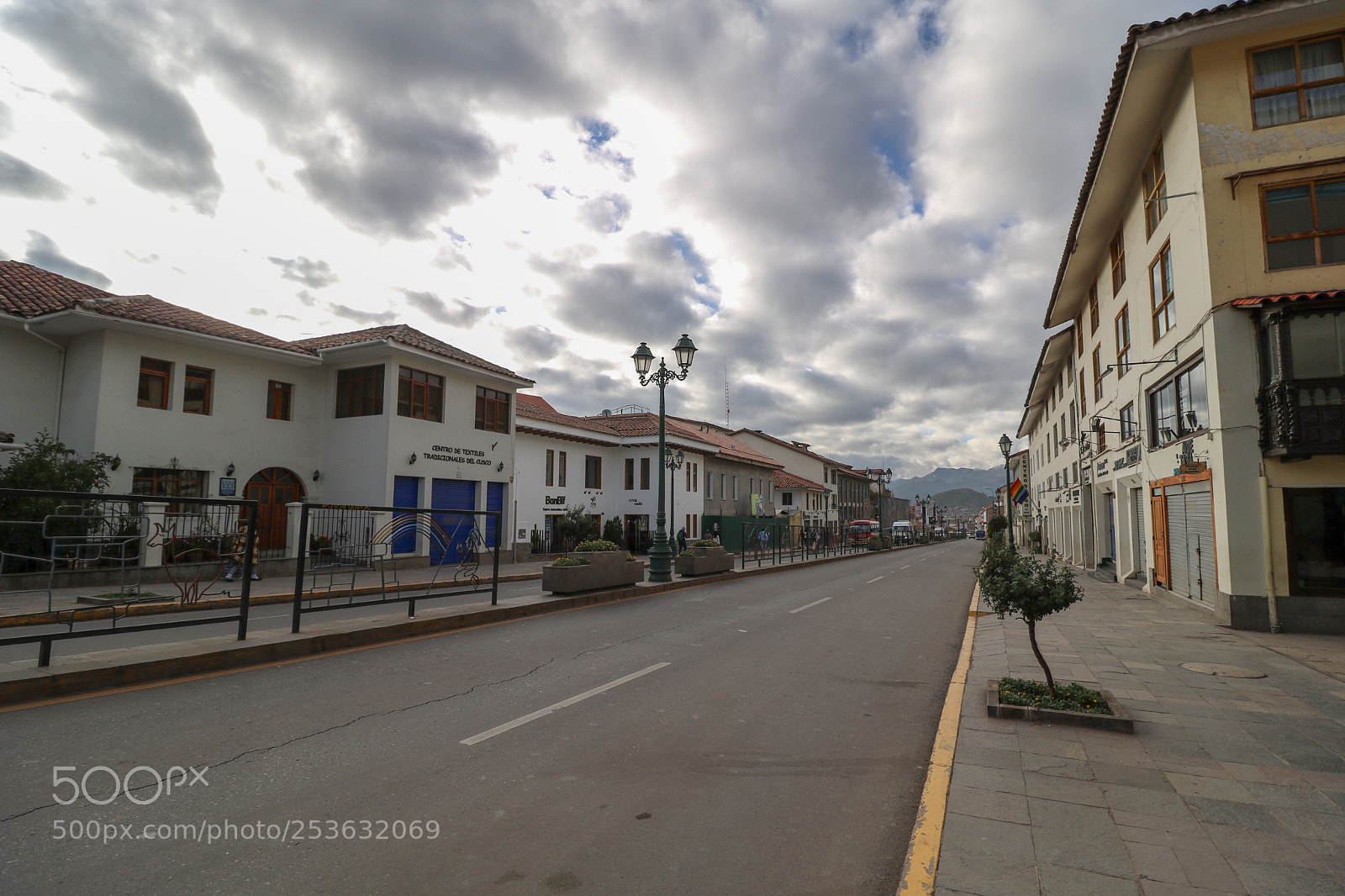 Canon EOS 750D (EOS Rebel T6i / EOS Kiss X8i) sample photo. Cusco 01. photography