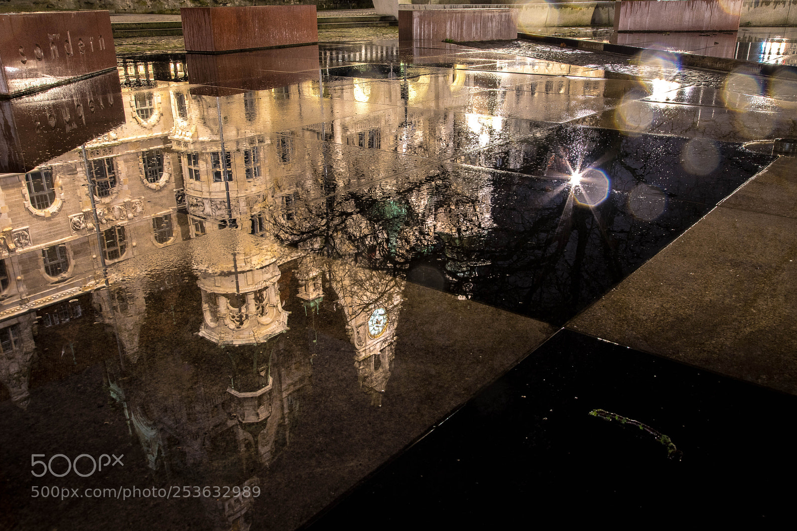 Canon EOS 6D Mark II sample photo. Hannover townhall reflection photography