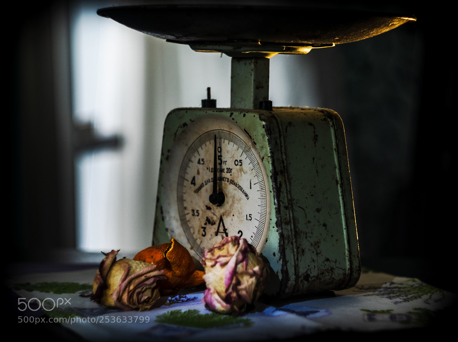 Fujifilm X-T1 sample photo. Old scales. photography