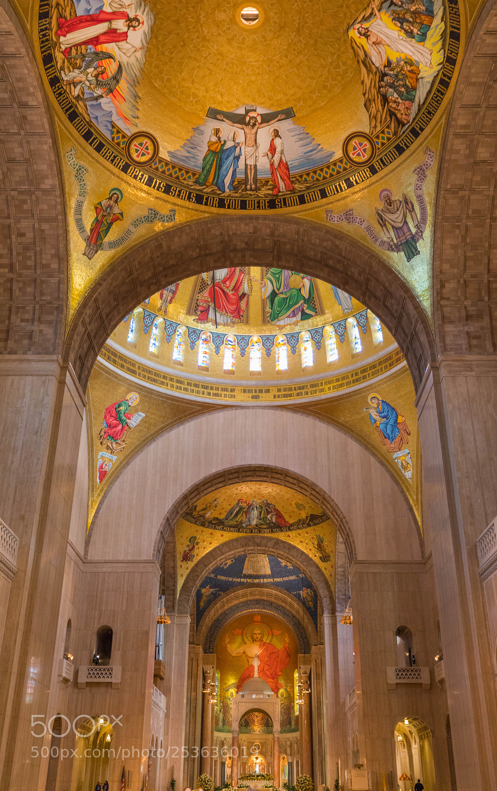 Canon EOS 5D Mark IV sample photo. Basilica of the national photography