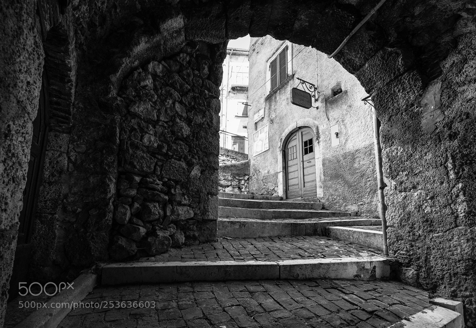 Nikon D810 sample photo. Salendo a castel del photography