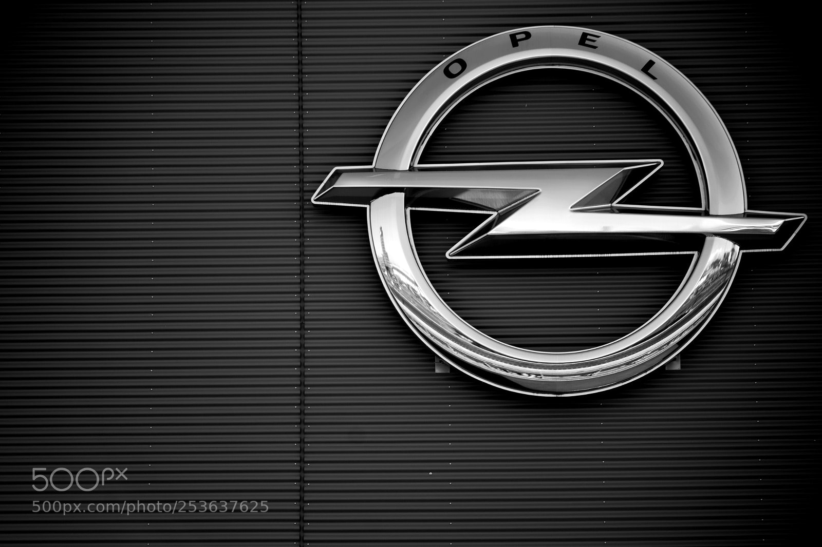 Sony a7 II sample photo. Opel headquarters ruesselsheim photography