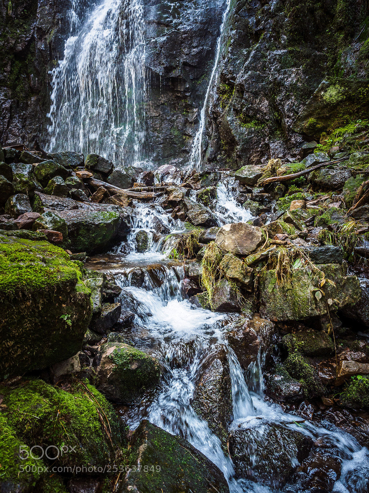 Olympus OM-D E-M1 sample photo. Burgbach wasserfall photography
