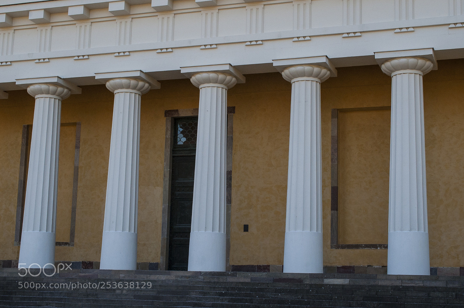 Nikon D700 sample photo. The columns that our photography