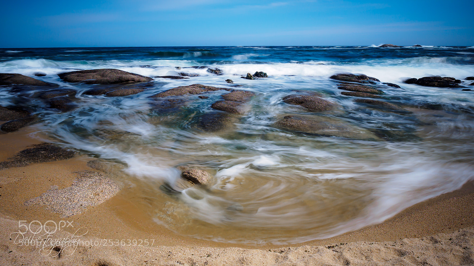 Olympus OM-D E-M1 sample photo. Whip and swirl photography