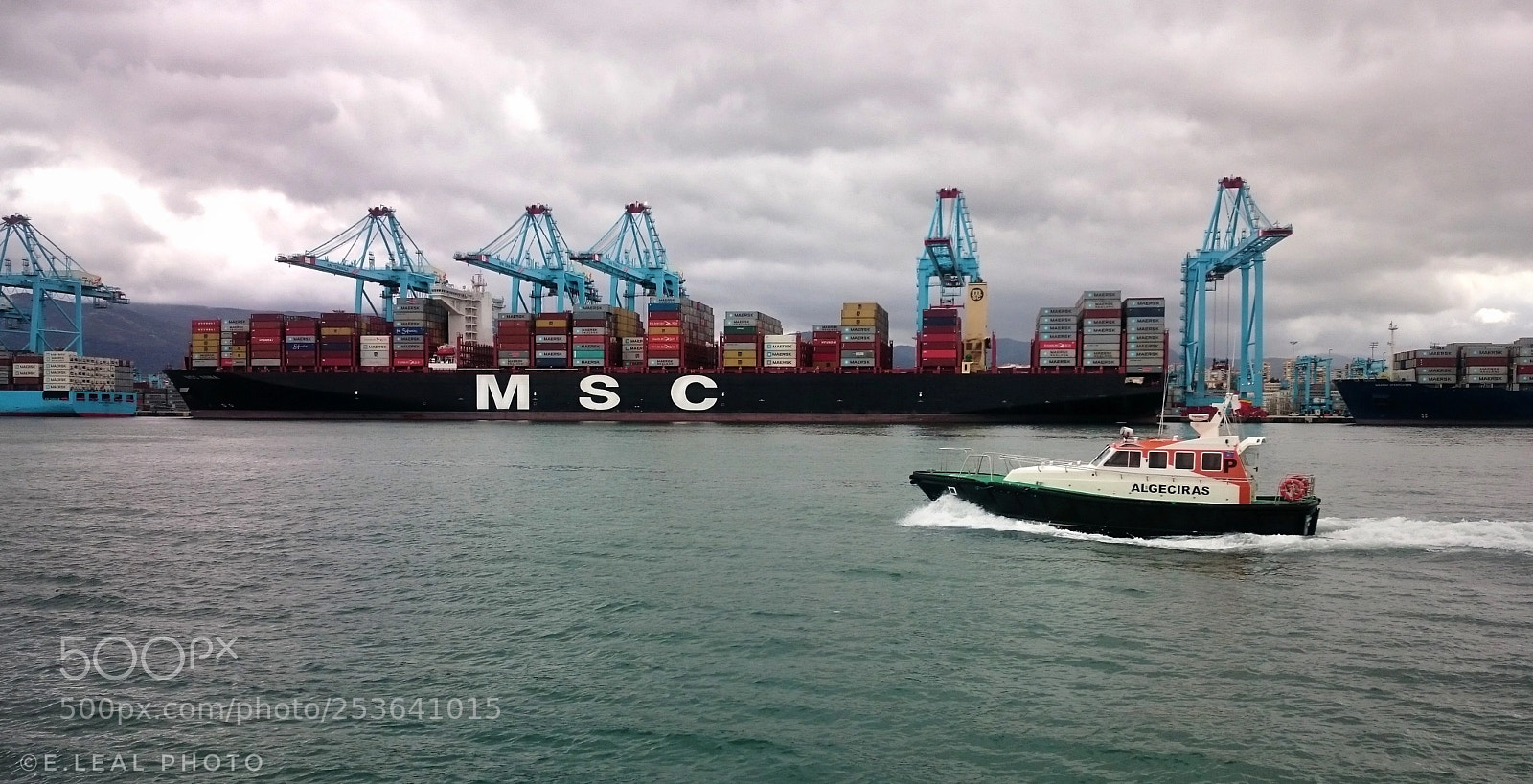 Sony Xperia Z2 sample photo. Algeciras port. msc anna photography